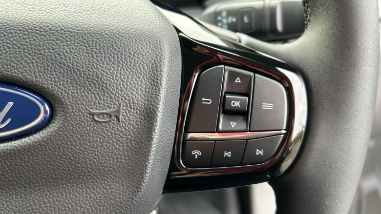 Ford Transit Custom E-320 L1 Rwd 100kW 65kWh H1 Van Limited Auto